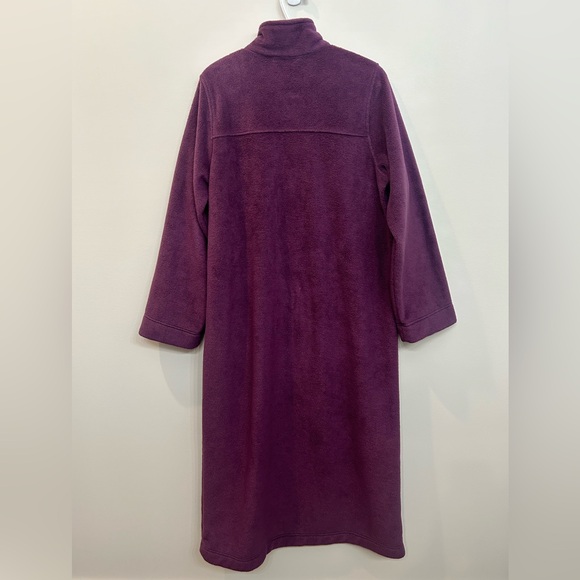 LL Bean Woman’s Winter Fleece Elderberry Robe Double Zipper Pockets Size M - Picture 6 of 13